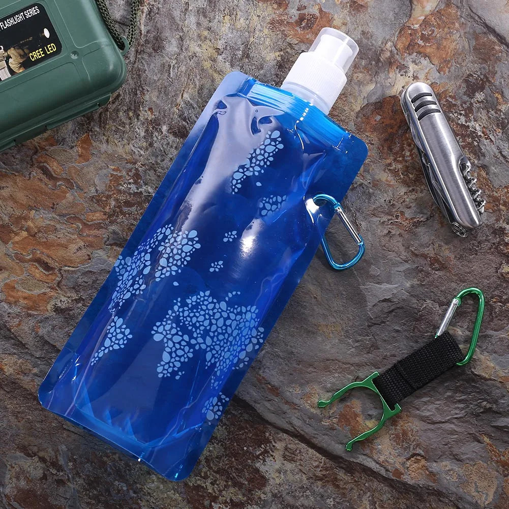 Collapsible Water Bottles with Clip Drinking Water Bags Leak Proof Sports Water Bottle for Outdoor Travel Sports Hiking Camping