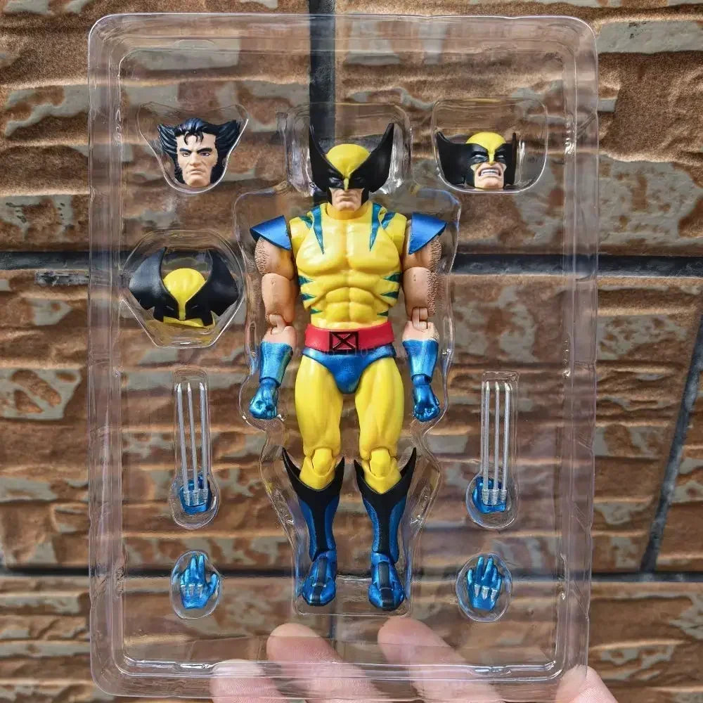 Hot Toys Wolverine Mafex Manga Version Logan Action Figure